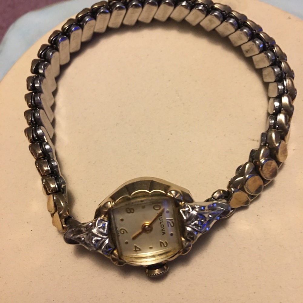 Watch - Picture 2 of 7